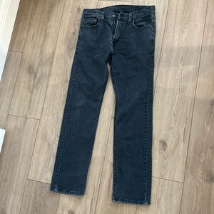 Men’s Levis Black Denim Straight Leg Jeans size 30"x30"